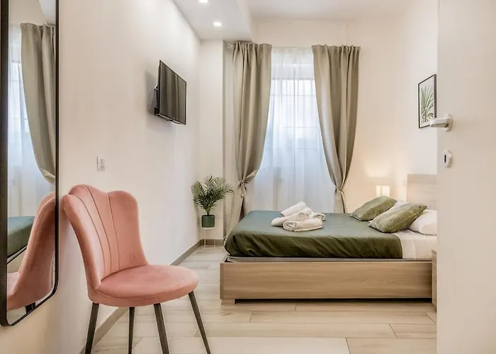 Modern Trastevere Base For Your Adventure Apartament