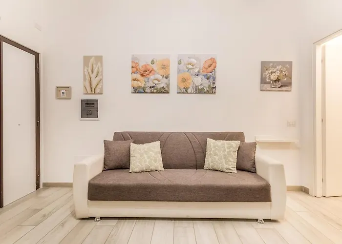 Modern Trastevere Base For Your Adventure *